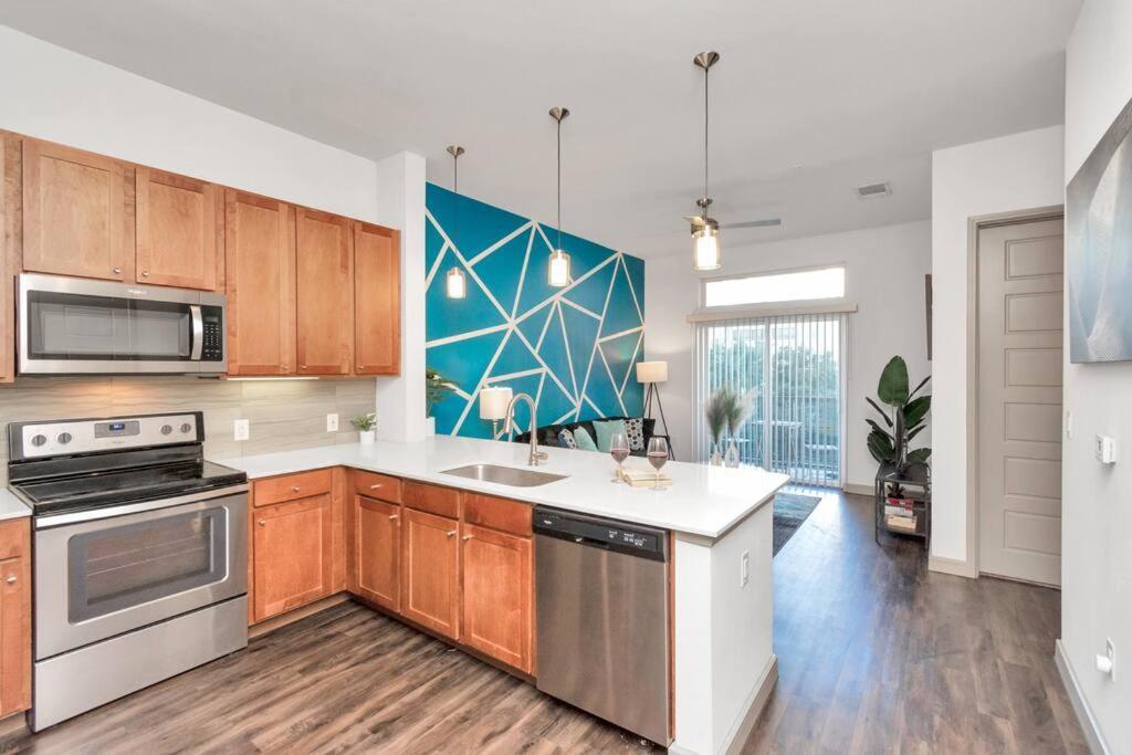U4 Penthouse Downtown Houston Apartment Exterior photo